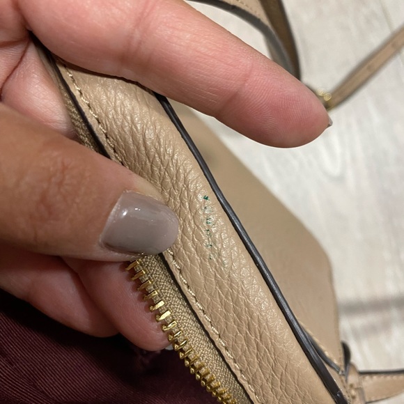 Authentic Coach Leather Crossbody Bag in Tan - Picture 7 of 12